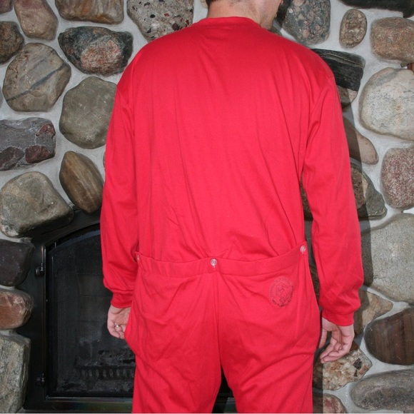 EUC.Men’s Red “Flannel” Long Johns. Size Large. Fits like a men's sized t-shirt. - Picture 2 of 6
